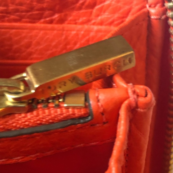 Tory Burch Orange Pebbled Leather Heavy Stitching Bifold Clutch Zipper 8 X 4 - Picture 6 of 6